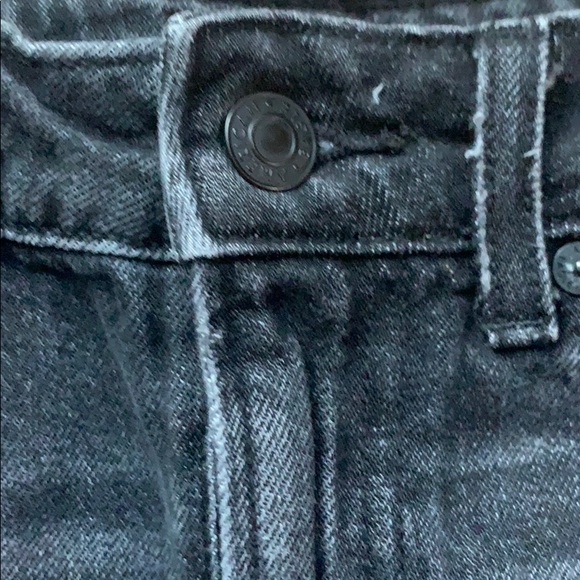 American Eagle | High-Waist Denim Shorts - Picture 4 of 8